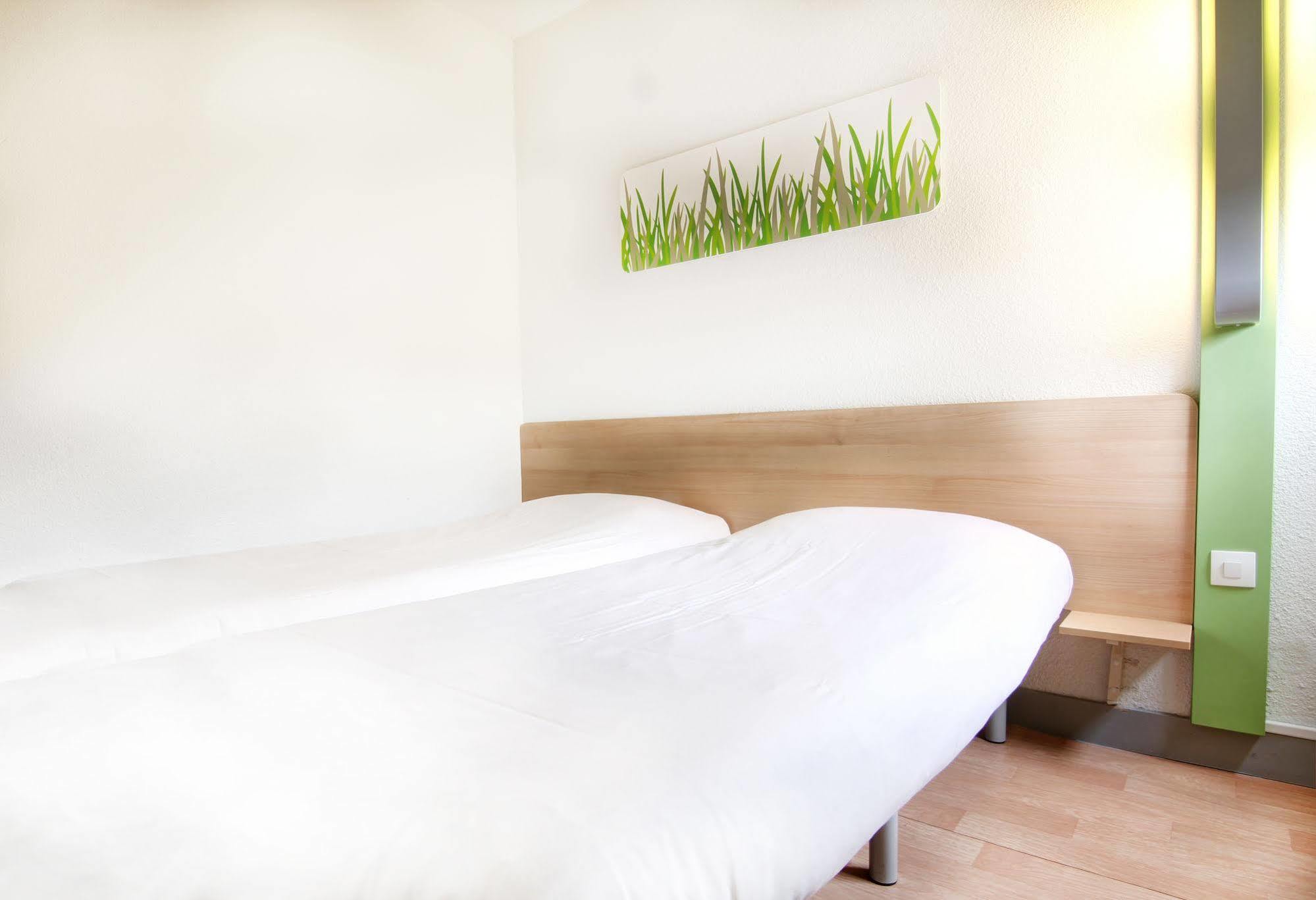Ibis Budget Châteaudun Eksteriør billede